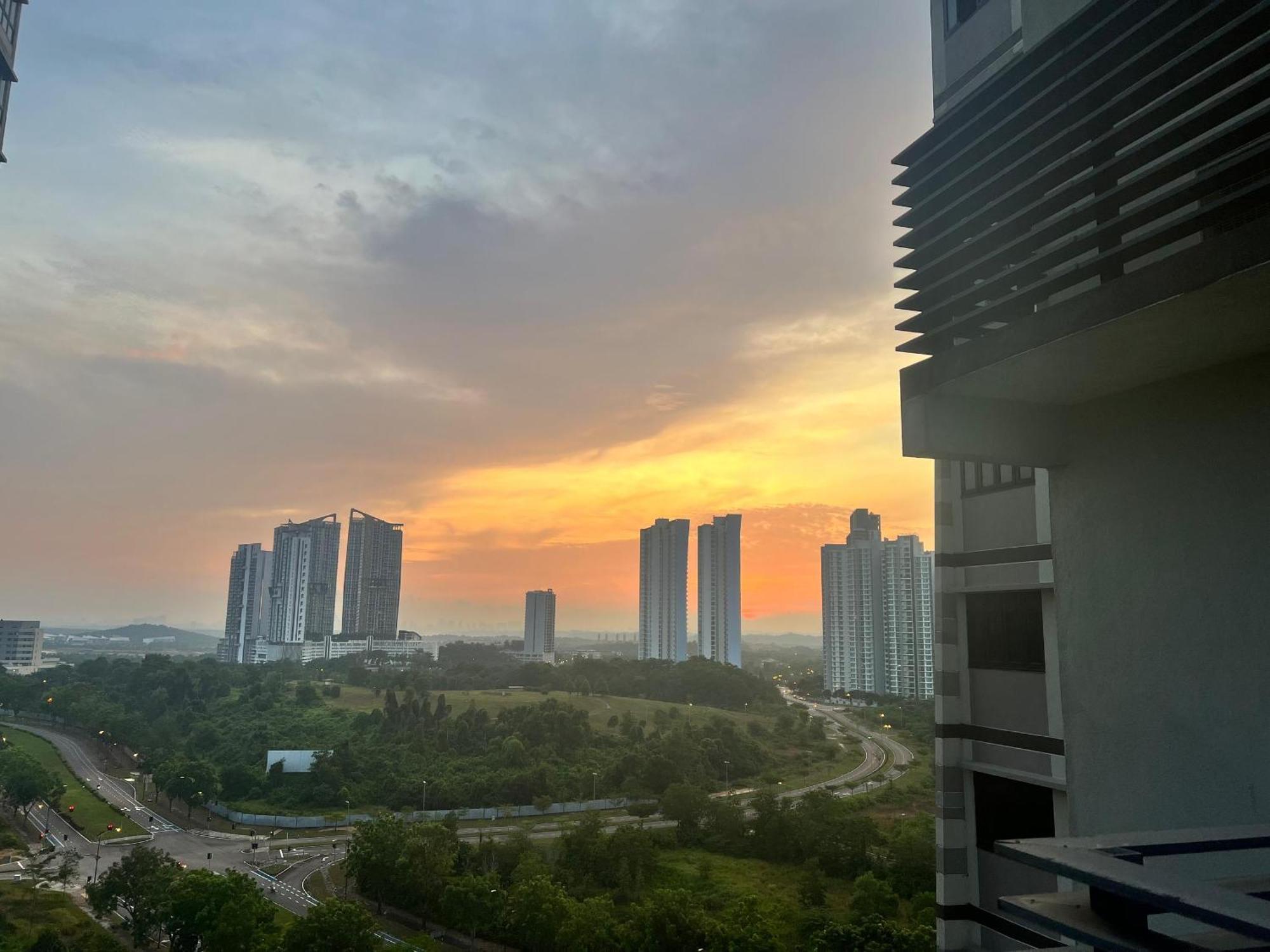 D Bunga مسلم Homestay Pool View Legoland Nusajaya Nusajaya  Esterno foto